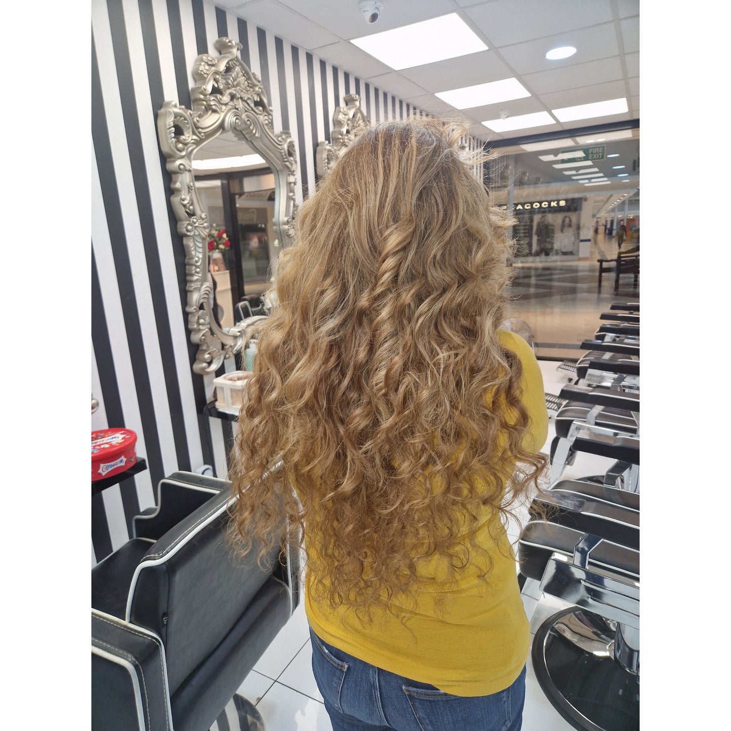 Curly Nano Rings 150 grams Remy Hair Extensions